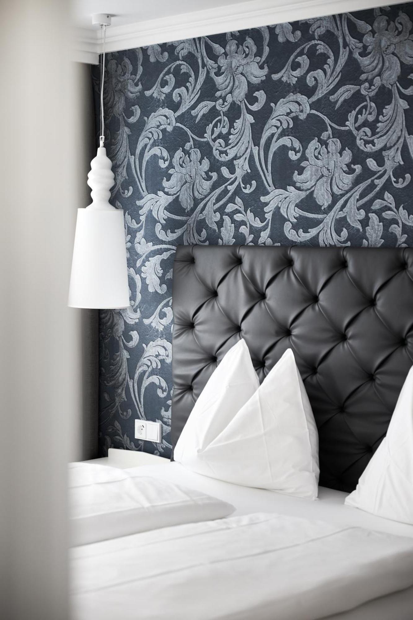 Gasthof Hotel Zweimueller Грискирхен Екстериор снимка